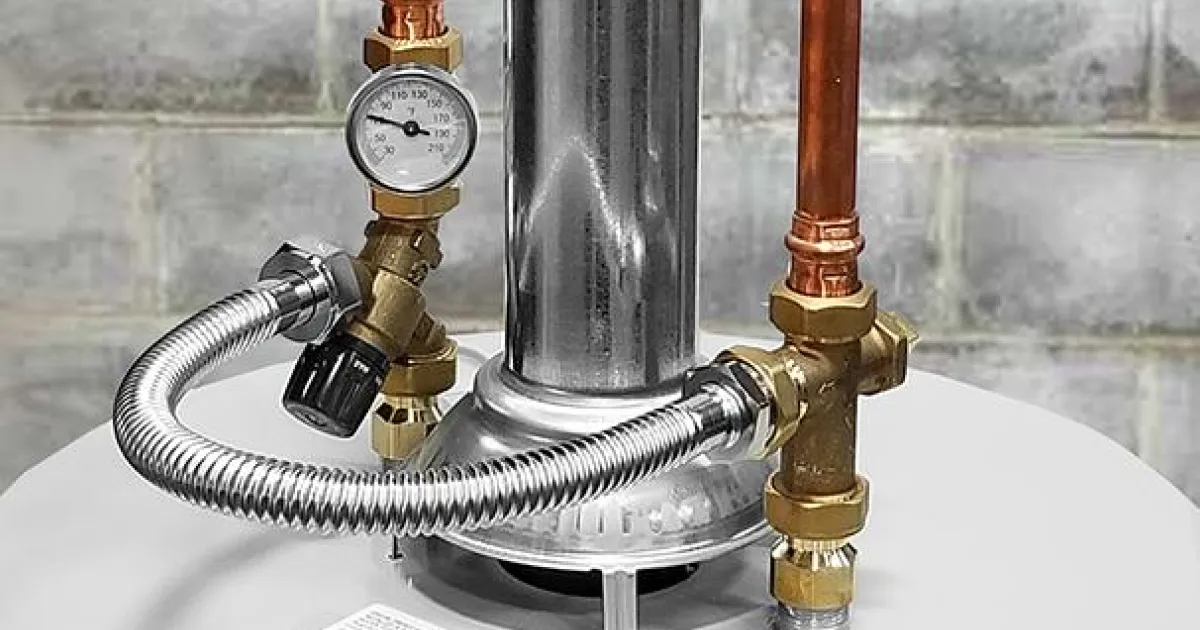 HOT WATER EXPERTS FOCUS ON CUSTOMER CHOICE | Caleffi S.p.a.
